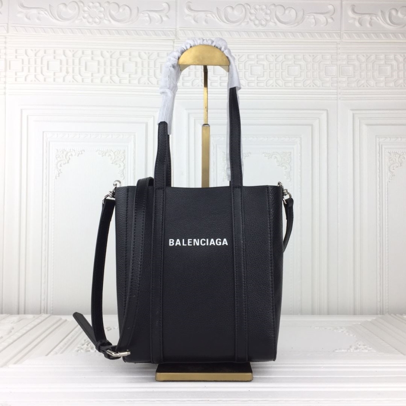 Ba*len*cia*ga shopping bags